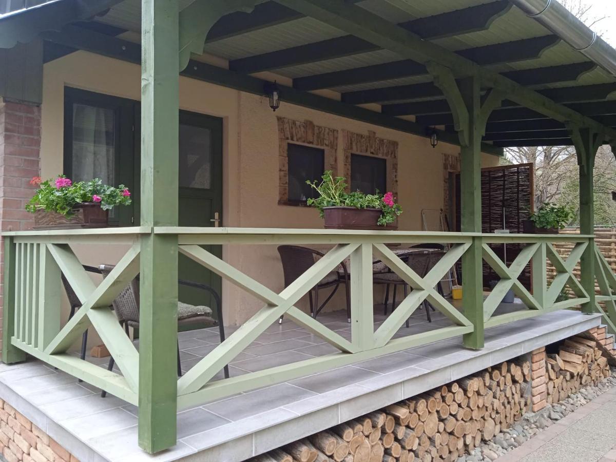 Kispatak Erdei Haz Kismaros Exterior foto